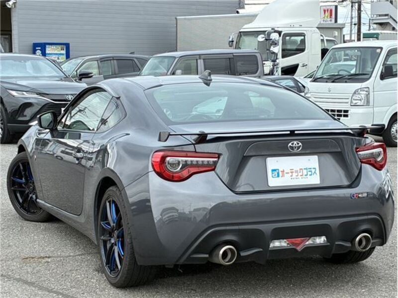 86