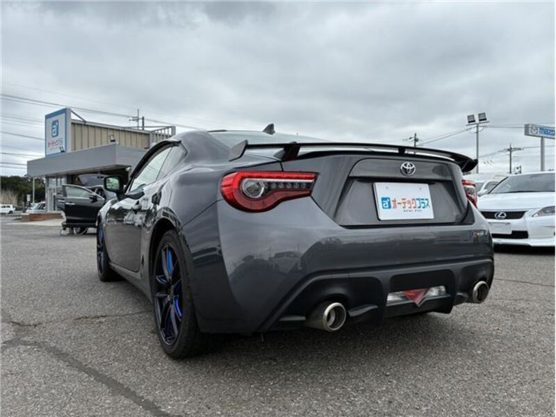 86