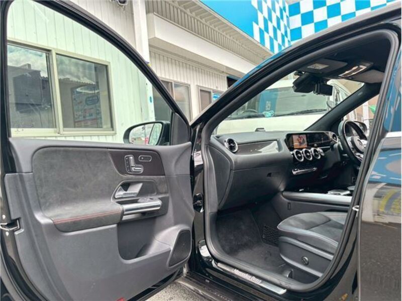 B-CLASS
