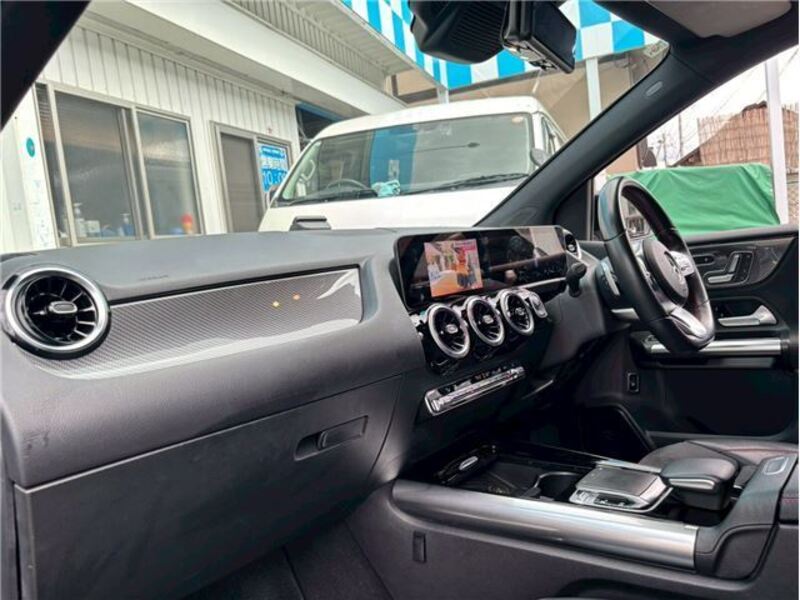B-CLASS