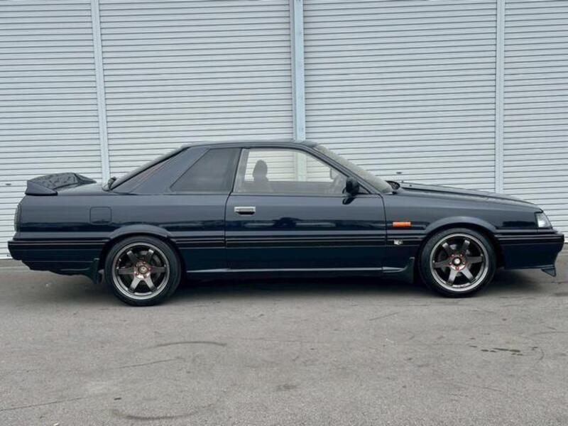 SKYLINE