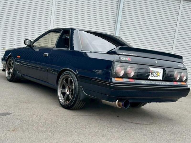 SKYLINE