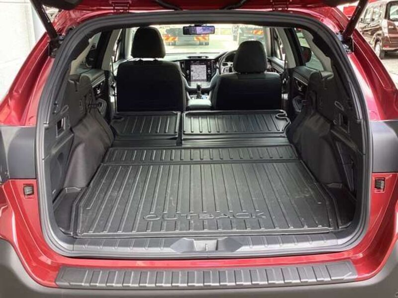LEGACY OUTBACK