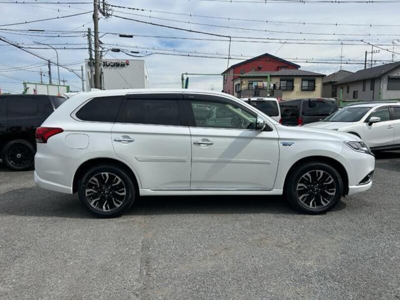 OUTLANDER PHEV