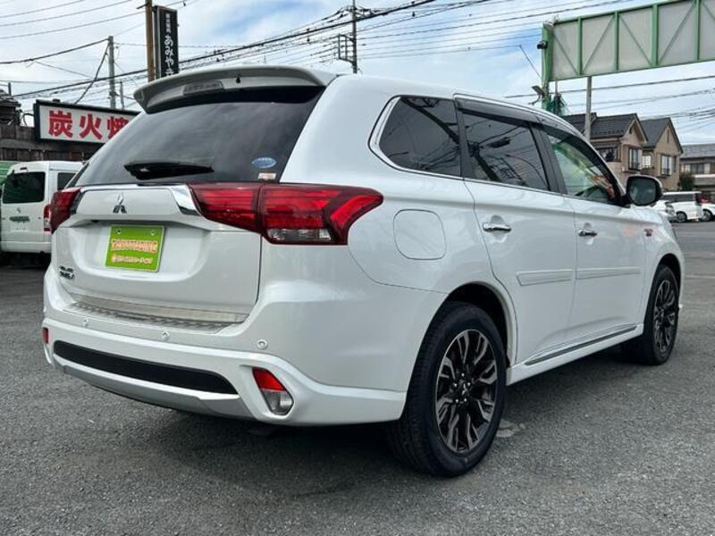 OUTLANDER PHEV