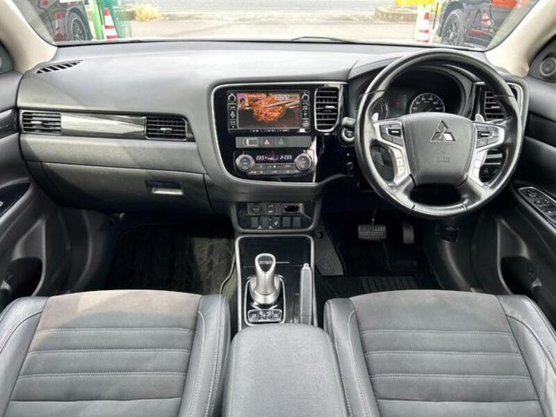 OUTLANDER PHEV