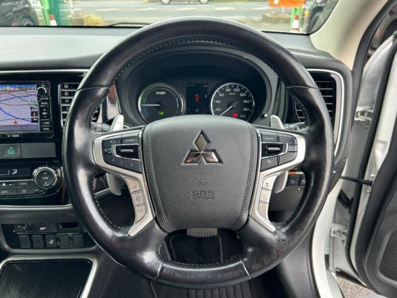 OUTLANDER PHEV