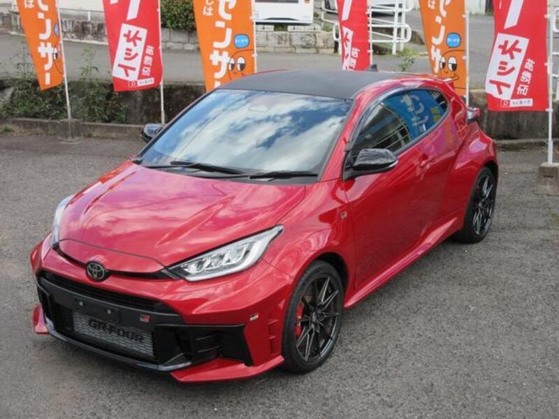 GR YARIS