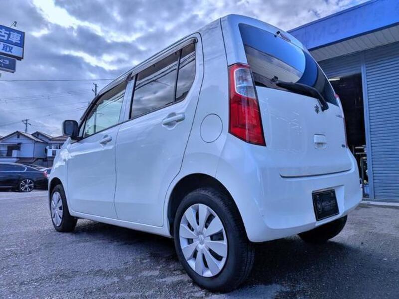 WAGON R