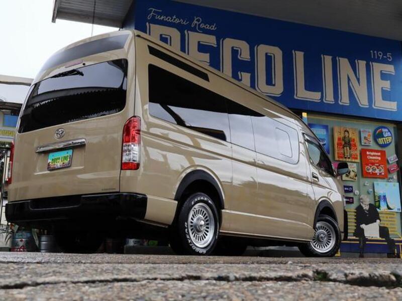 HIACE VAN
