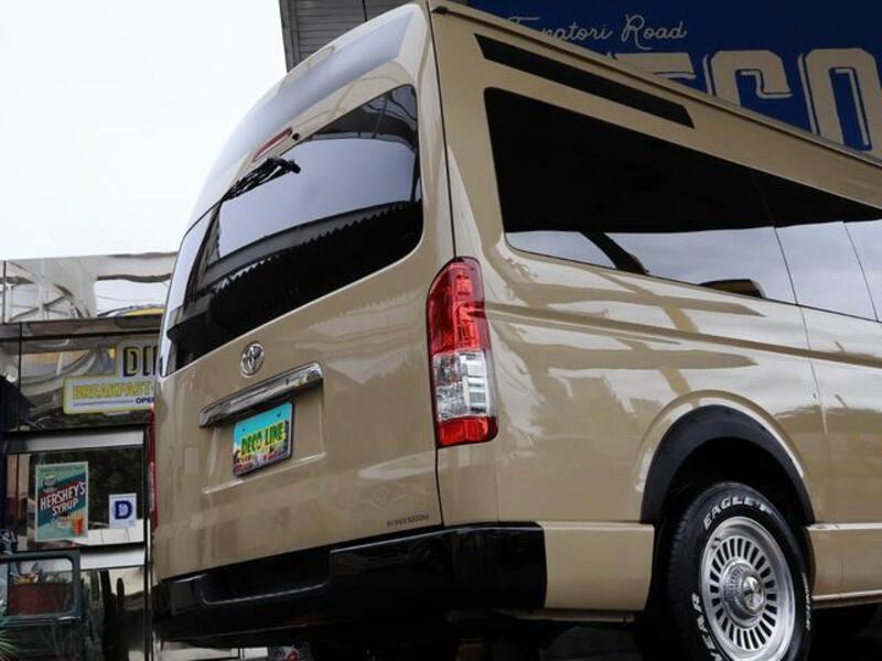 HIACE VAN
