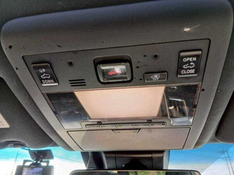 LAND CRUISER