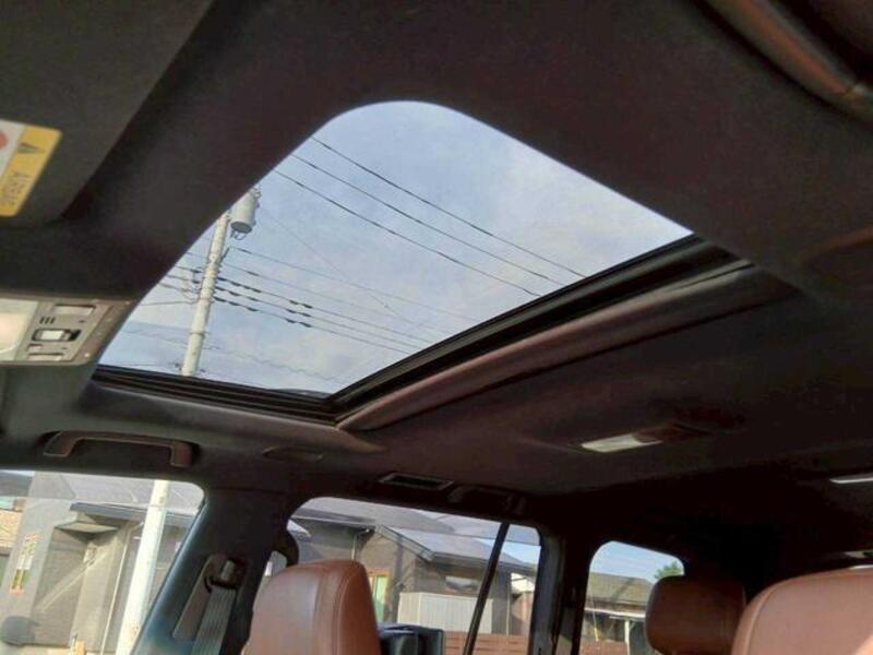 LAND CRUISER