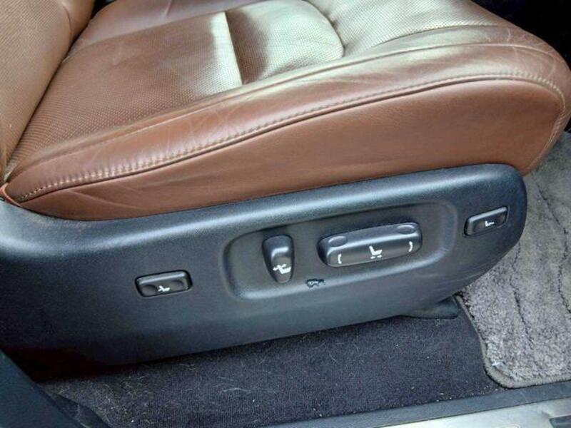 LAND CRUISER