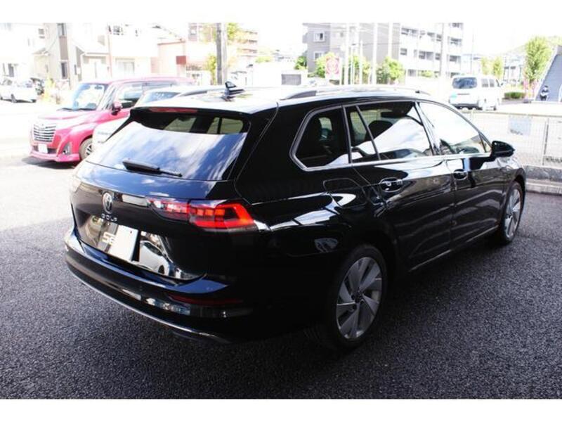 GOLF VARIANT