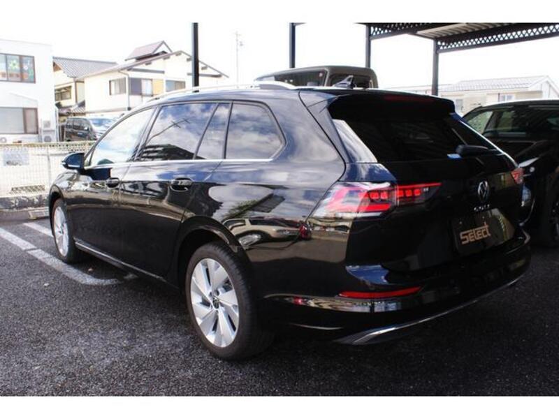 GOLF VARIANT