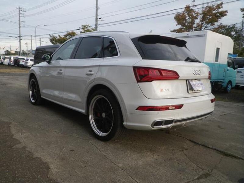SQ5