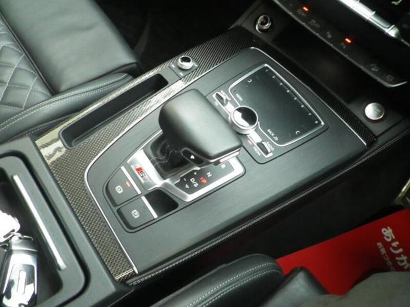 SQ5