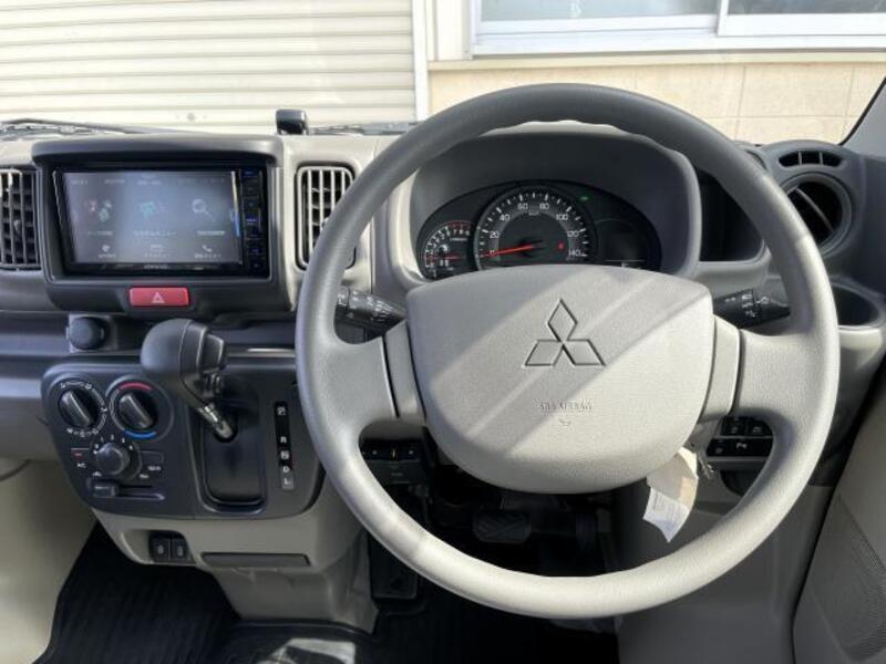 MINICAB VAN