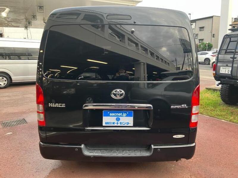 HIACE VAN