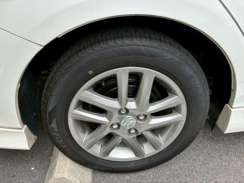 COROLLA FIELDER