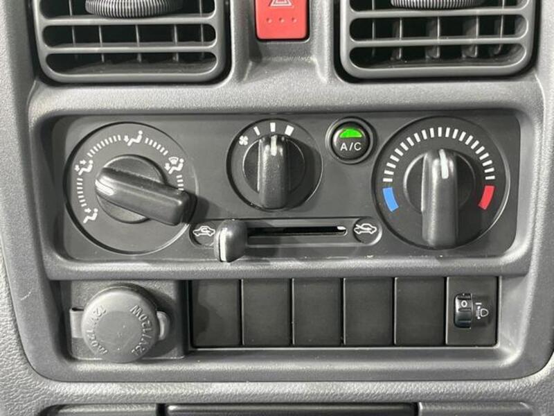 CLIPPER TRUCK