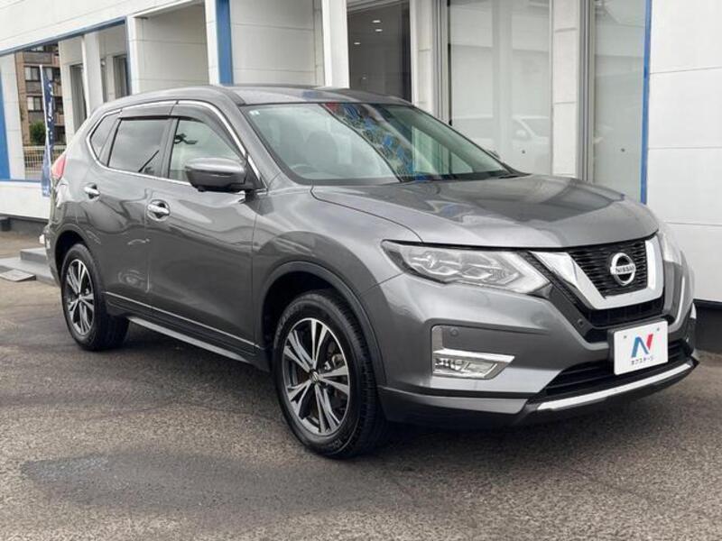 X-TRAIL