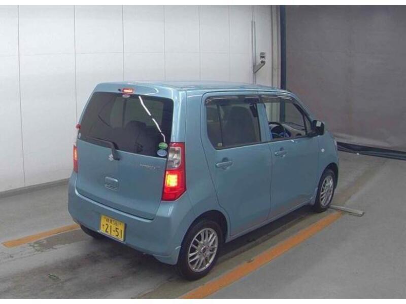 WAGON R