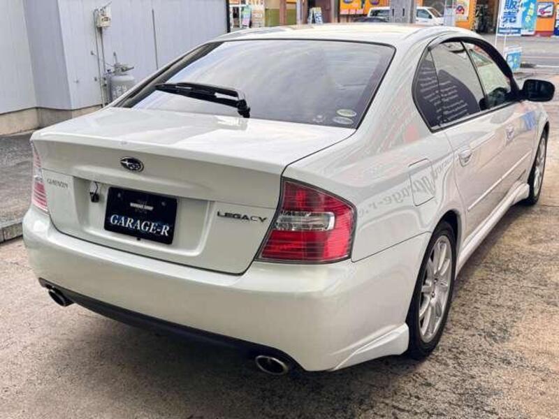 LEGACY B4