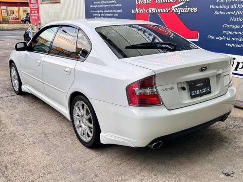 LEGACY B4