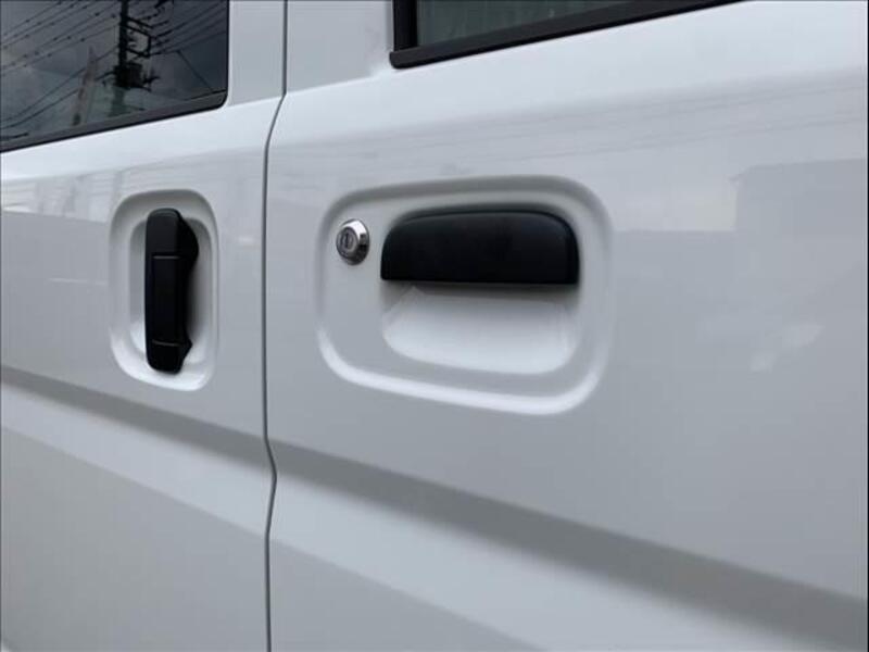 CLIPPER VAN