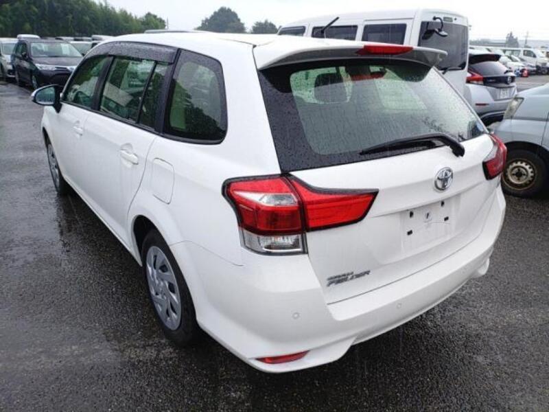 COROLLA FIELDER