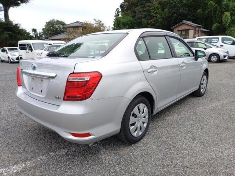 COROLLA AXIO