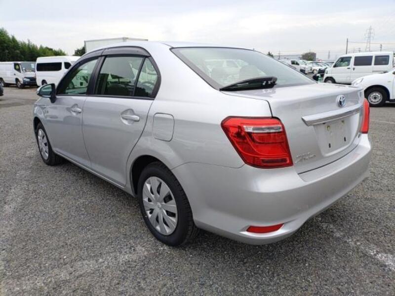 COROLLA AXIO