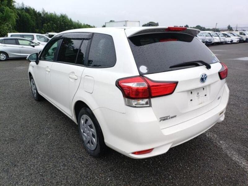 COROLLA FIELDER