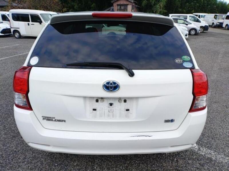 COROLLA FIELDER