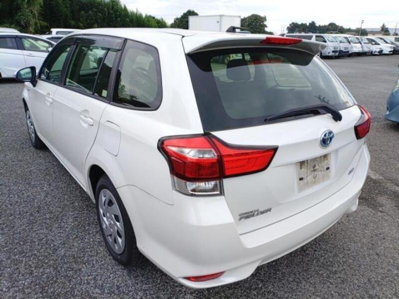 COROLLA FIELDER