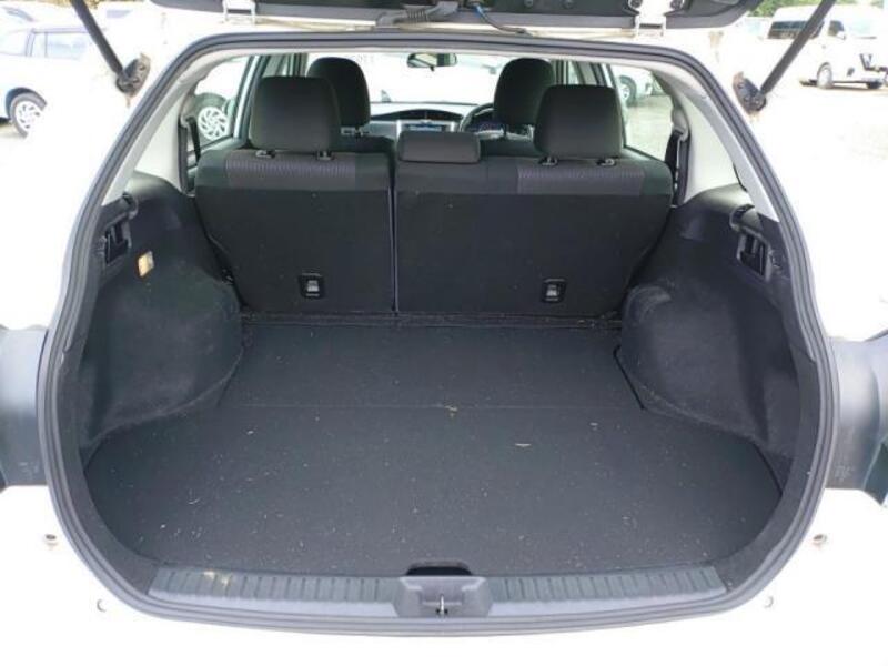 COROLLA FIELDER