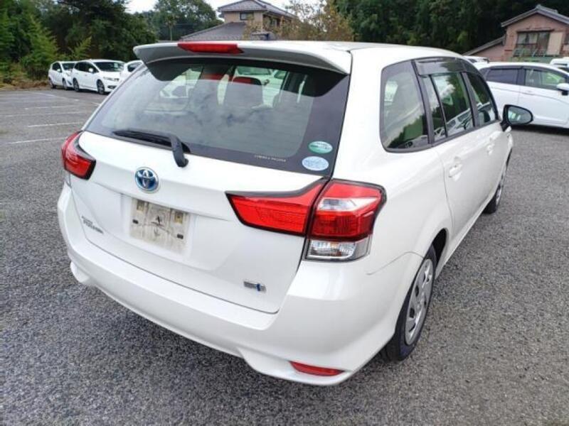 COROLLA FIELDER