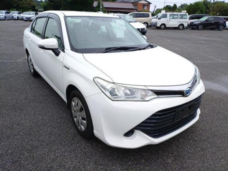 COROLLA AXIO
