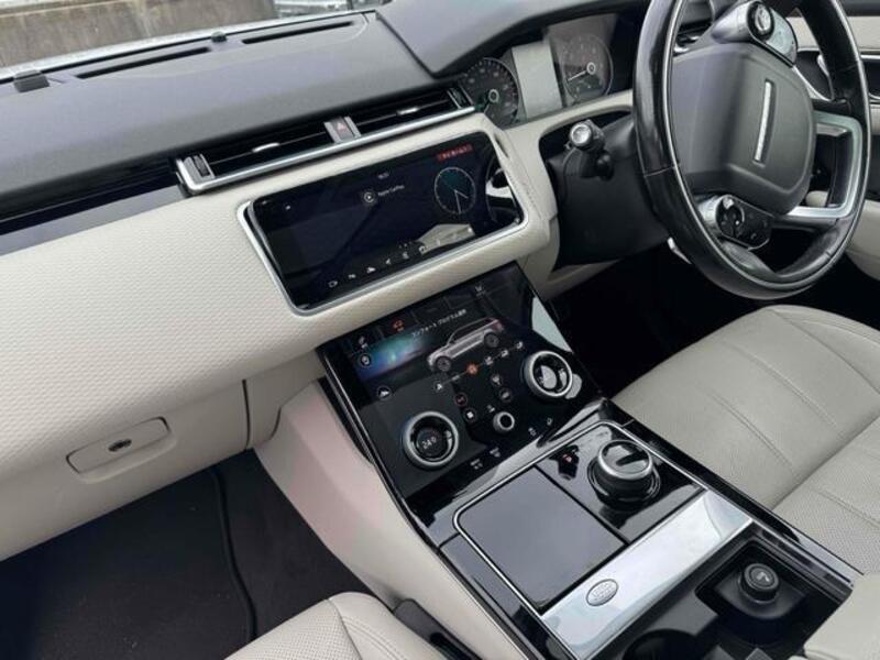 RANGE ROVER VELAR