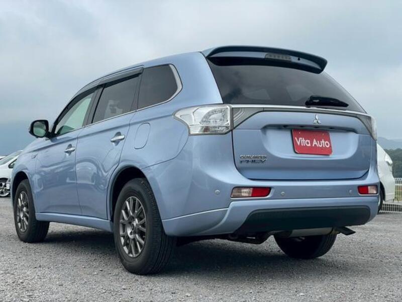 OUTLANDER PHEV