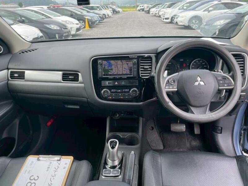 OUTLANDER PHEV