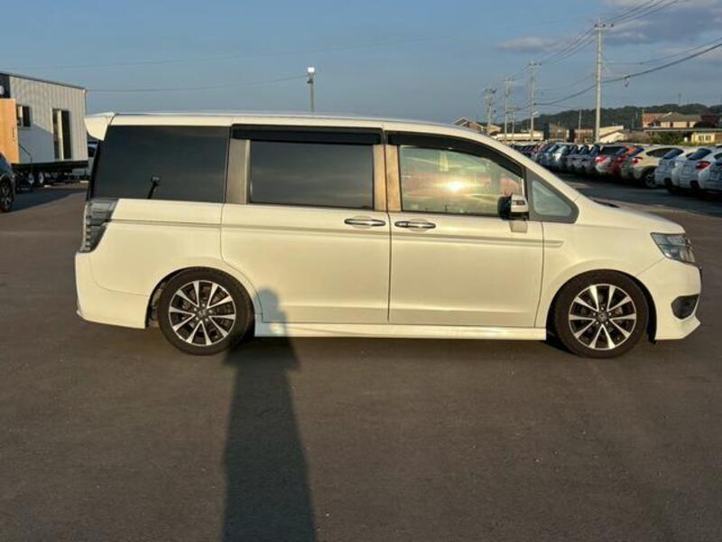 STEPWAGON SPADA