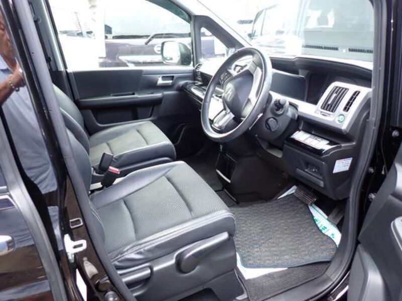 STEPWAGON SPADA