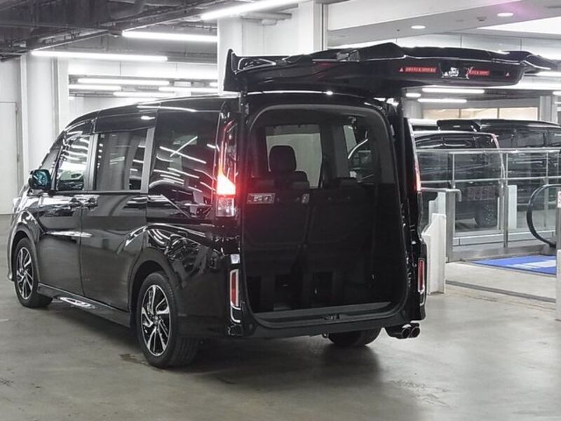STEPWAGON SPADA