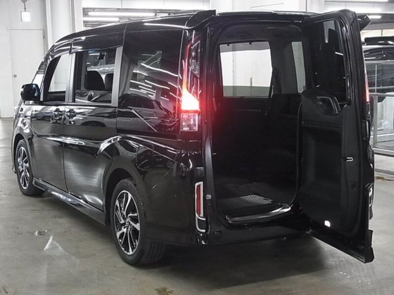 STEPWAGON SPADA