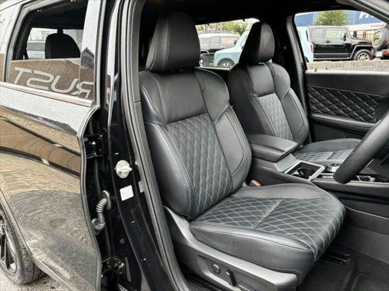 OUTLANDER PHEV