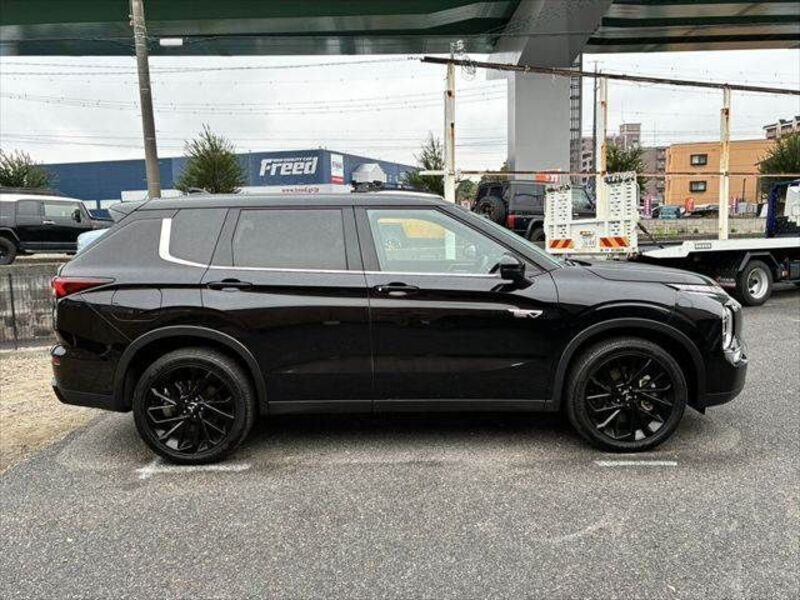 OUTLANDER PHEV