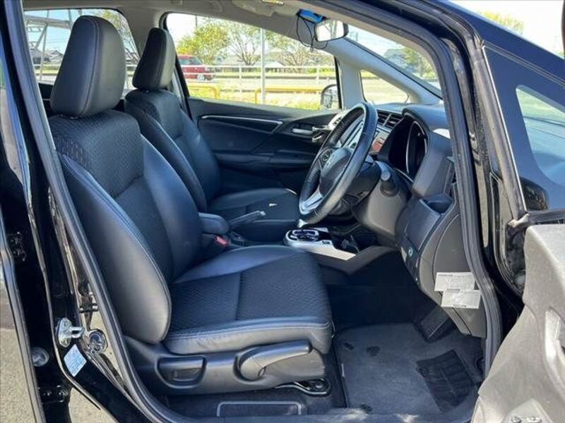 FIT HYBRID